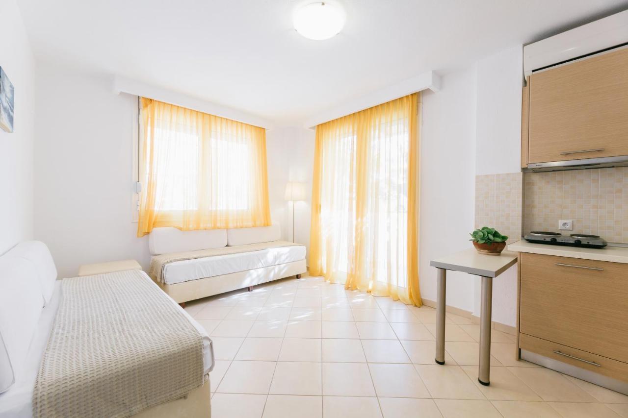 Anastasia Apartments 卡尼奥提 外观 照片