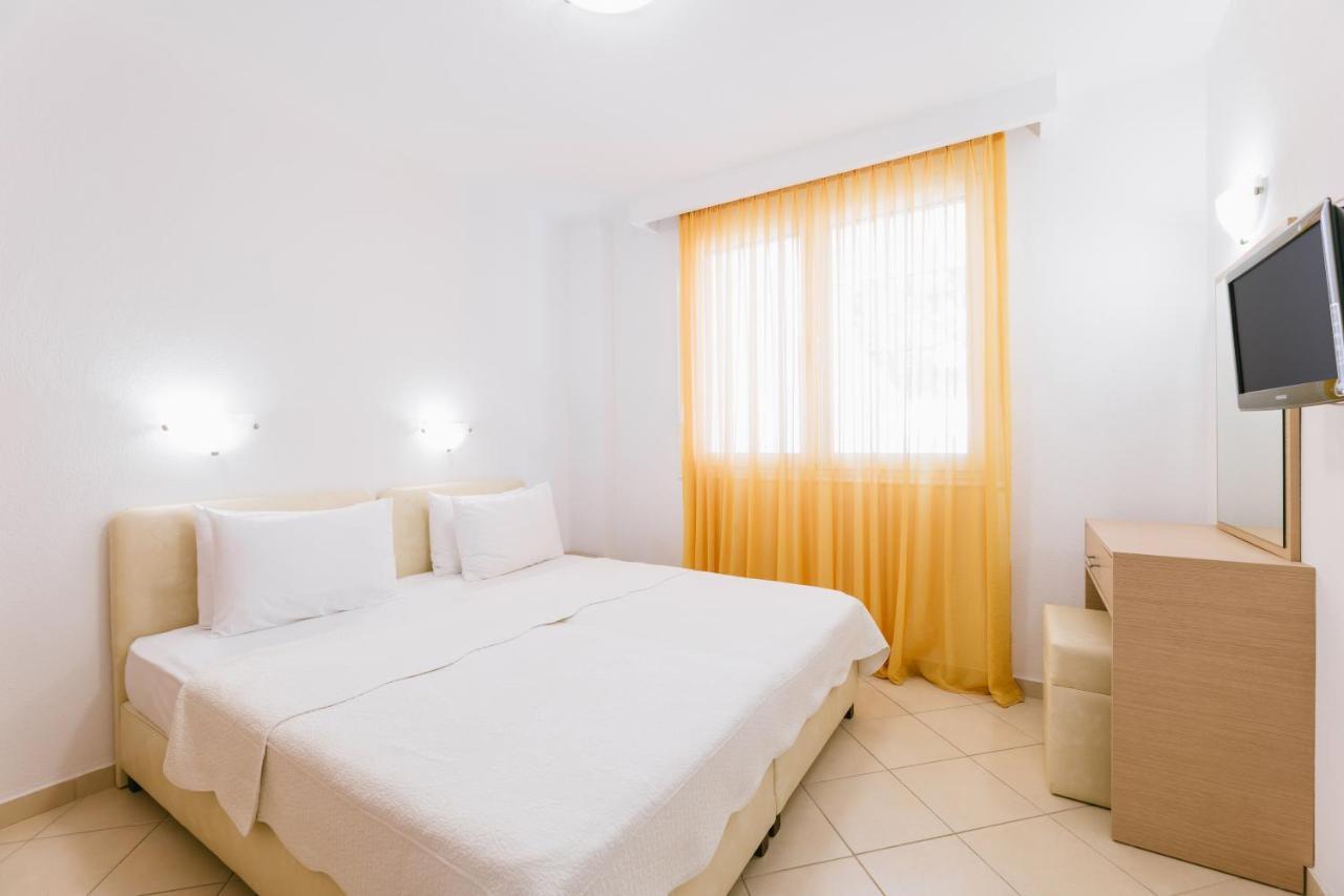 Anastasia Apartments 卡尼奥提 外观 照片