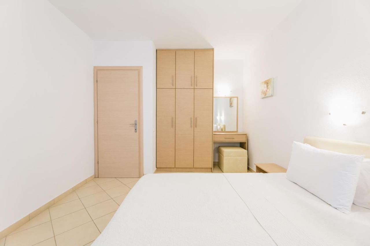 Anastasia Apartments 卡尼奥提 外观 照片